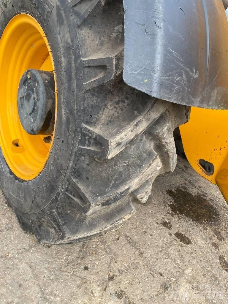 JCB 535-140 Telescopic Handlers