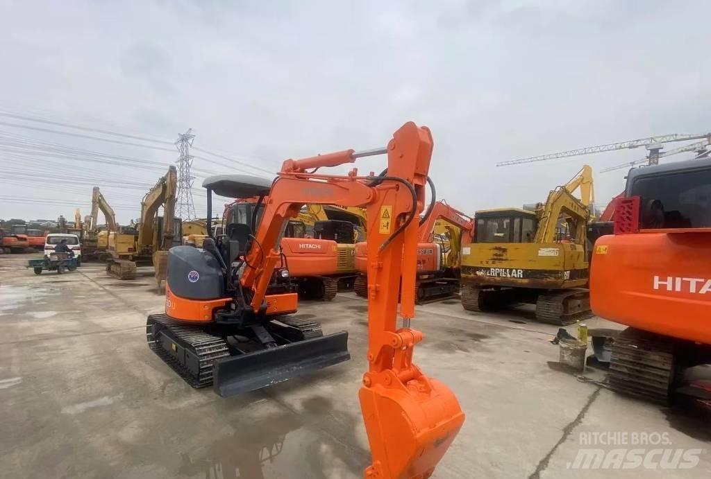 Hitachi 30 Crawler Excavators