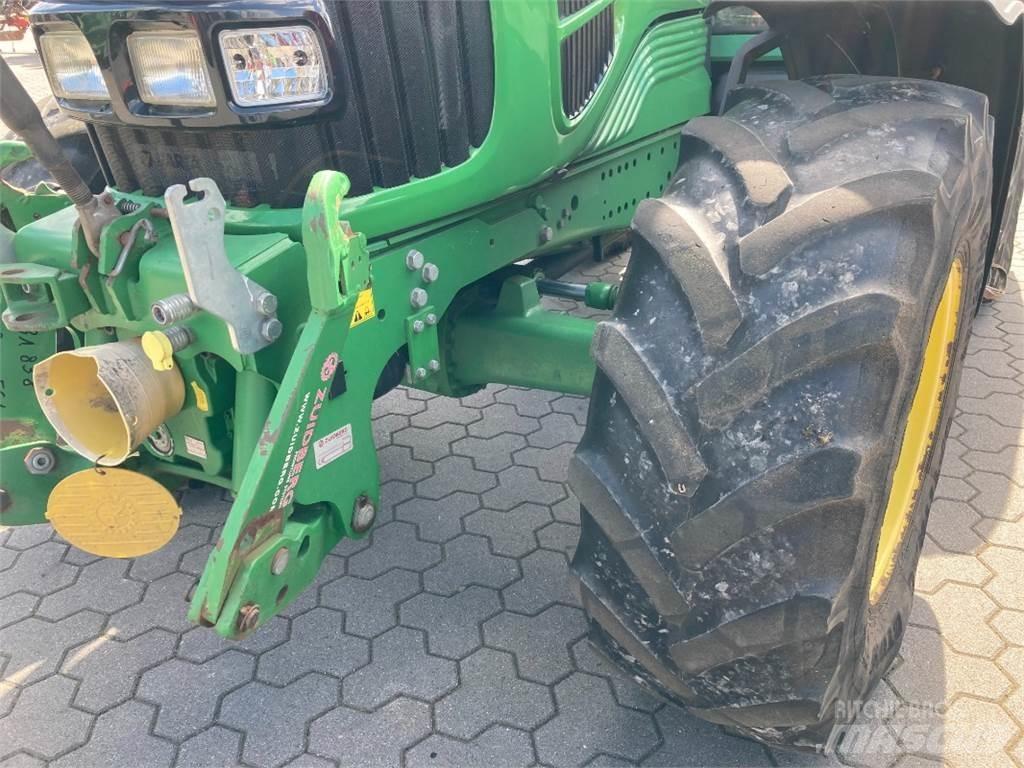 John Deere 6630 Tractors
