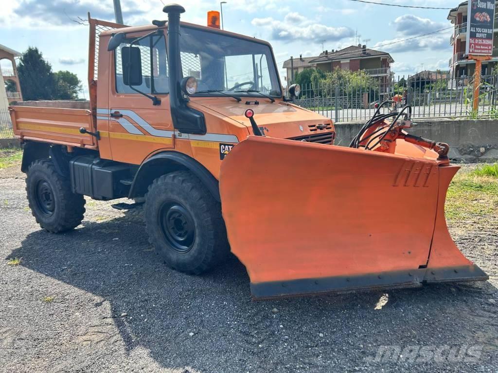 Mercedes-Benz unimog Box body trucks
