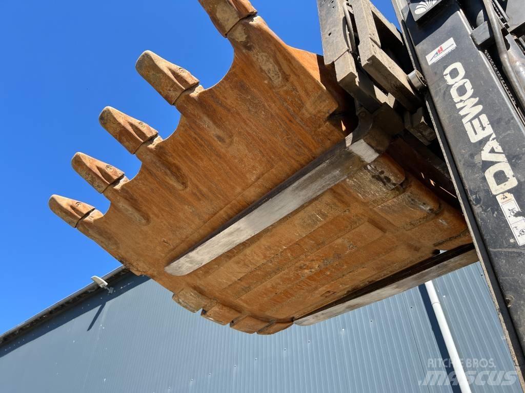 Verachtert CW45S Buckets