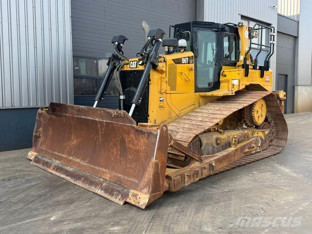 CAT D6T LGP Crawler dozers