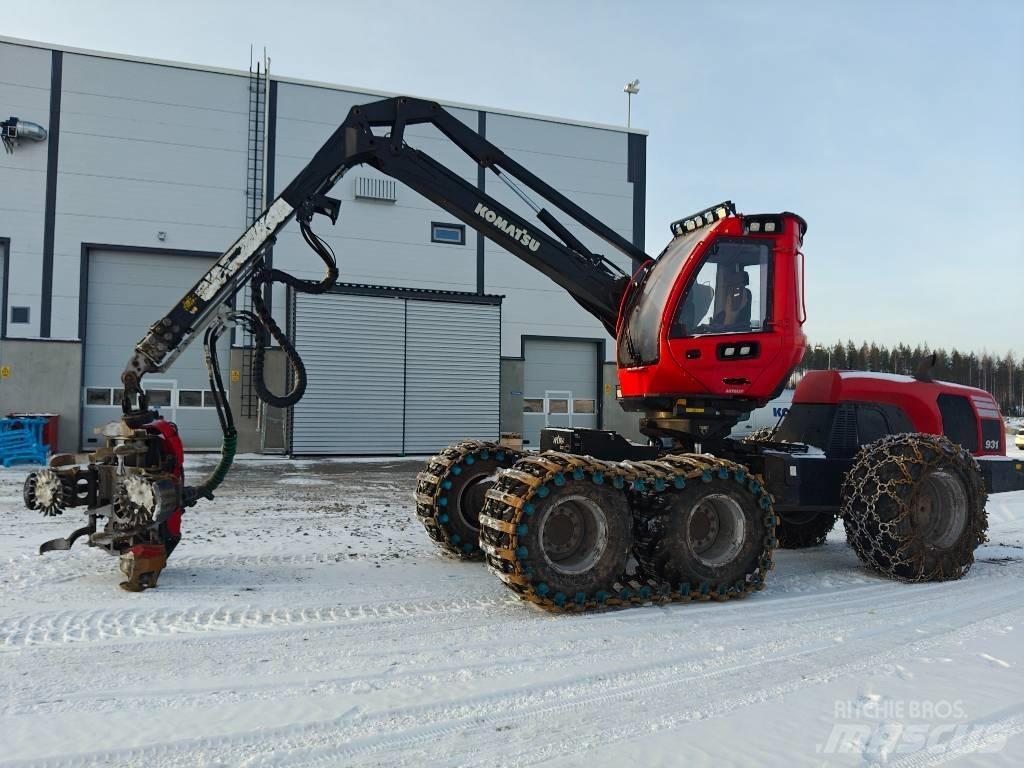 Komatsu 931 Harvesters