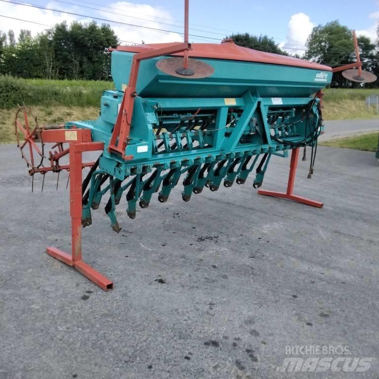 Sulky-Burel COMPACT Farm Drills