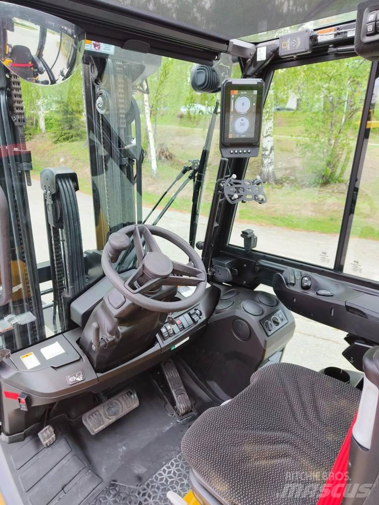Yale GDP 3.0 N Electric Forklifts