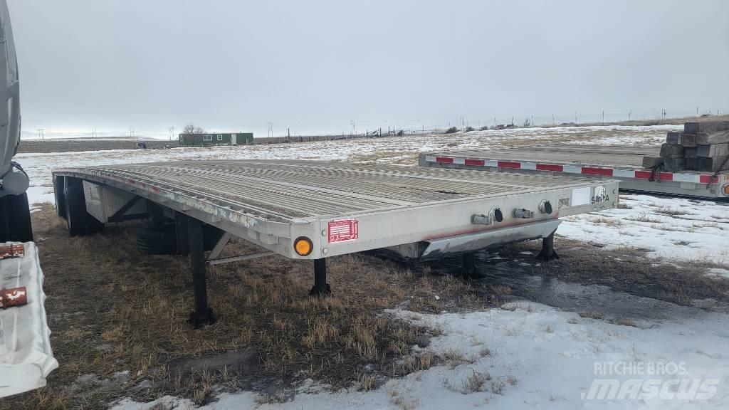 Reitnouer 48' Flatbed Flatbed Trailers