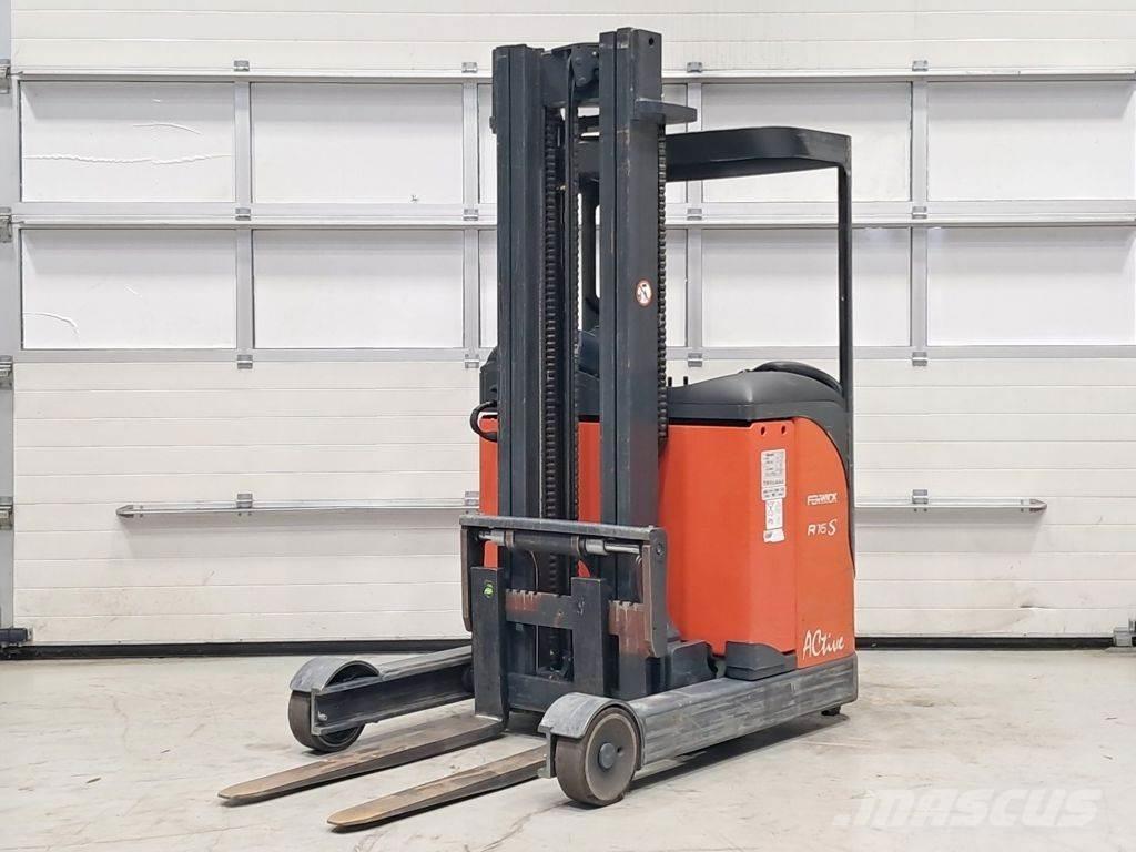 Linde R16S-12 Reach trucks