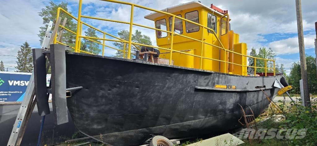 Monni Hinaaja Work Boats / Barges