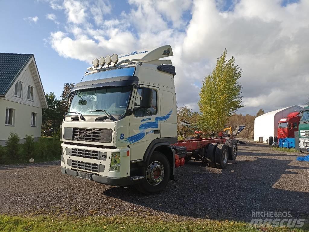 Volvo FM 440 Cab & Chassis Trucks