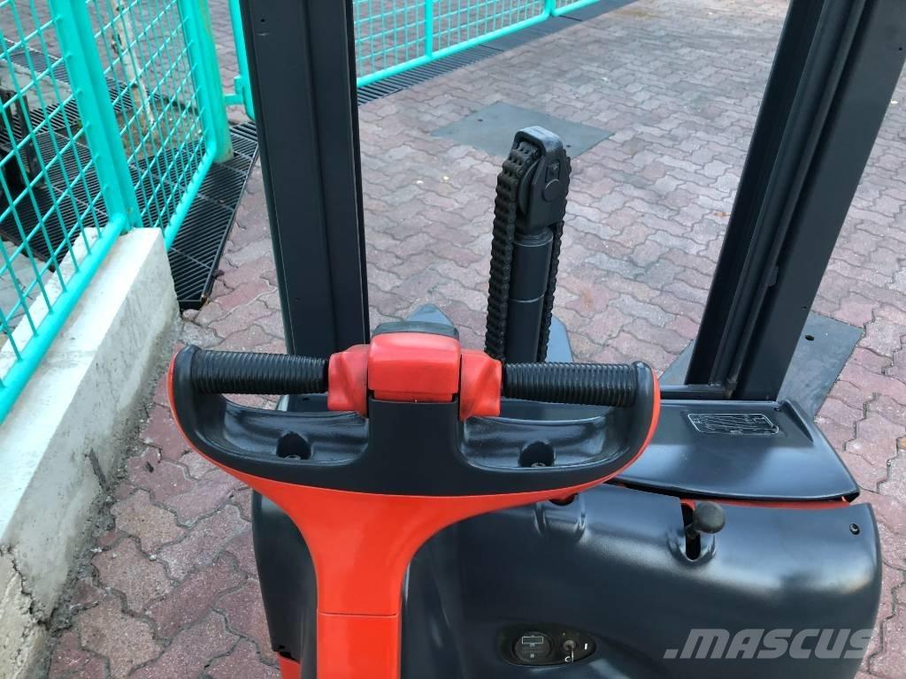Linde L 12 V-3108 Pedestrian stacker