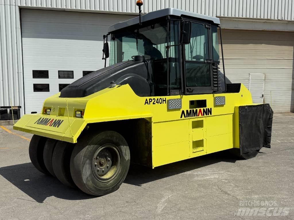 Ammann AP 240 H Pneumatic tired rollers