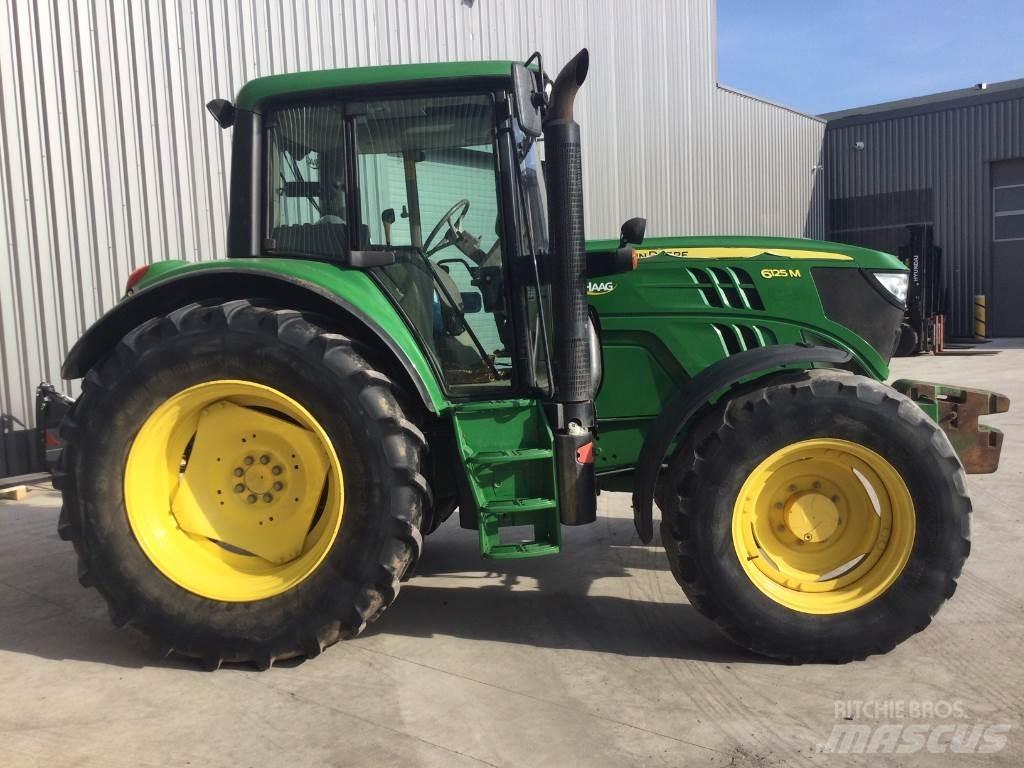 John Deere 6125M Tractors