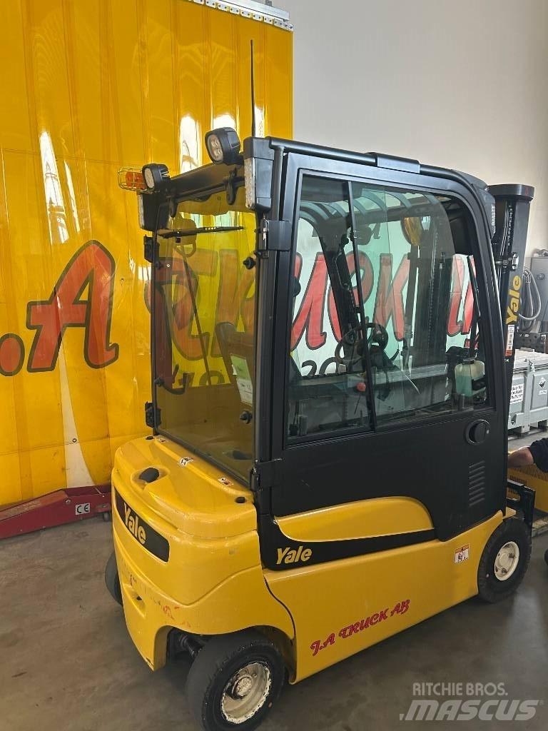 Yale ERP 16 VF Electric Forklifts
