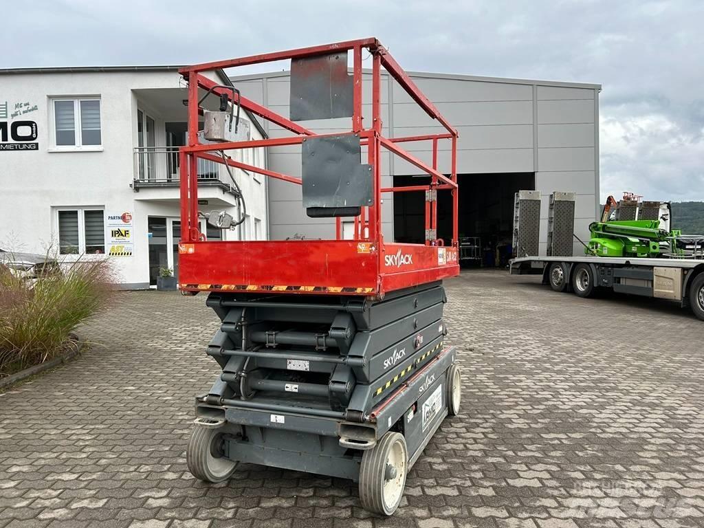 SkyJack SJ III 4632 Scissor Lifts