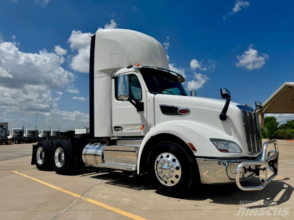 Peterbilt 579 Conventional Trucks / Tractor Trucks