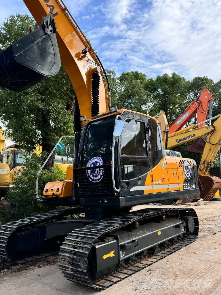 Hyundai 220LC-9S Mini excavators  7t - 12t