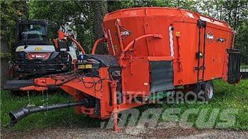 Kuhn Profile 22.2CL Animal Feeders