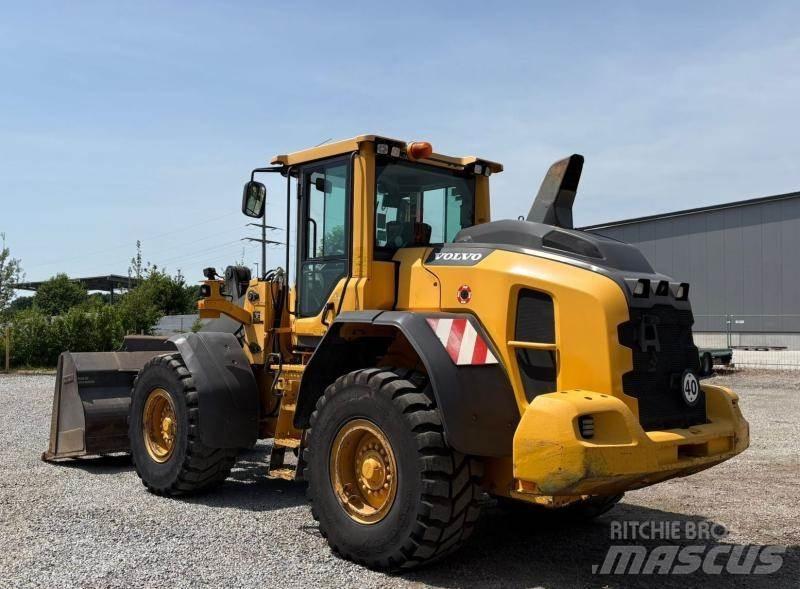 Volvo L90H Wheel Loaders