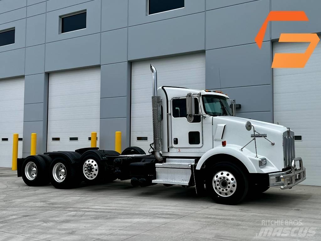 Kenworth T 800 Conventional Trucks / Tractor Trucks