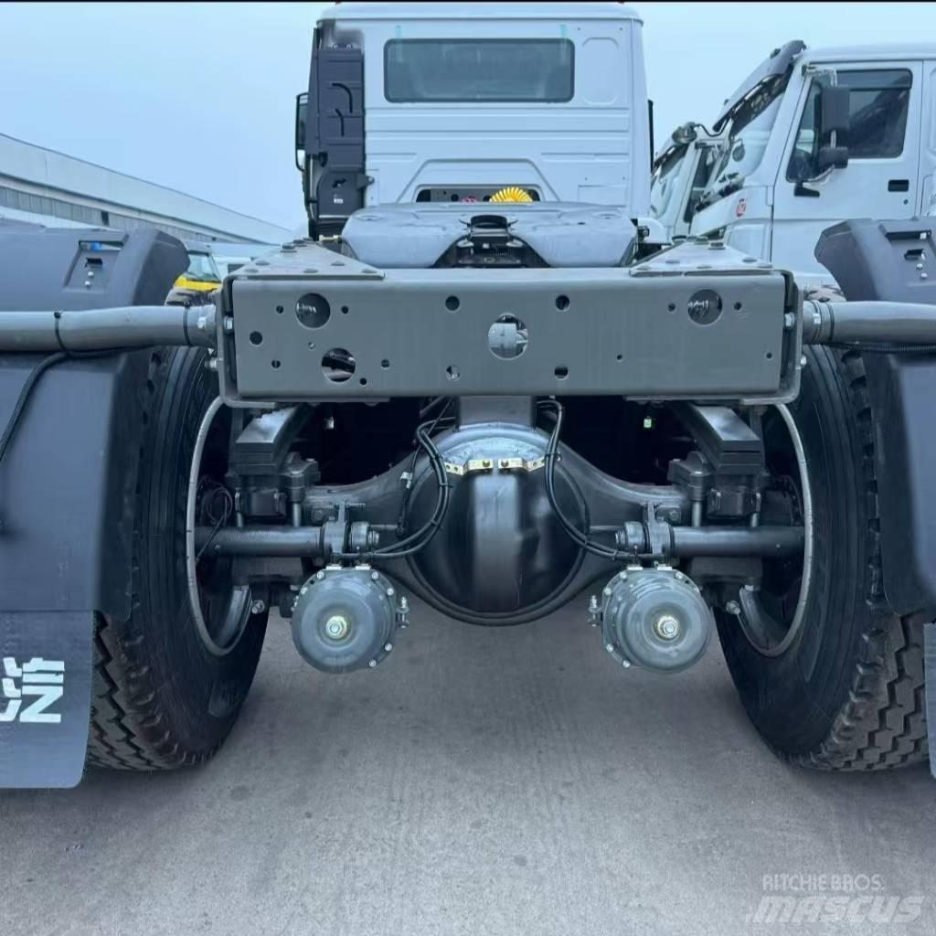 Howo 371 6X4 Conventional Trucks / Tractor Trucks