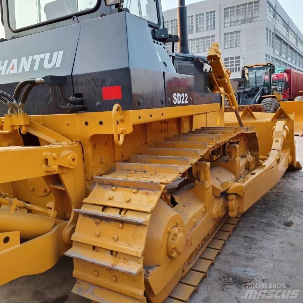 Shantui SD 22 Crawler dozers