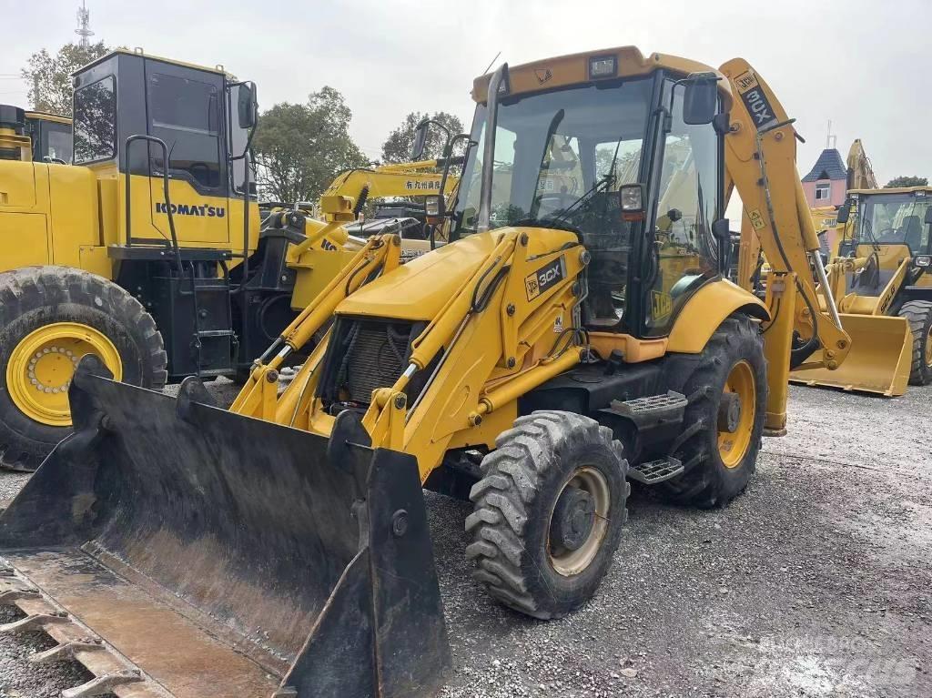 JCB 3CX Backhoe Loaders