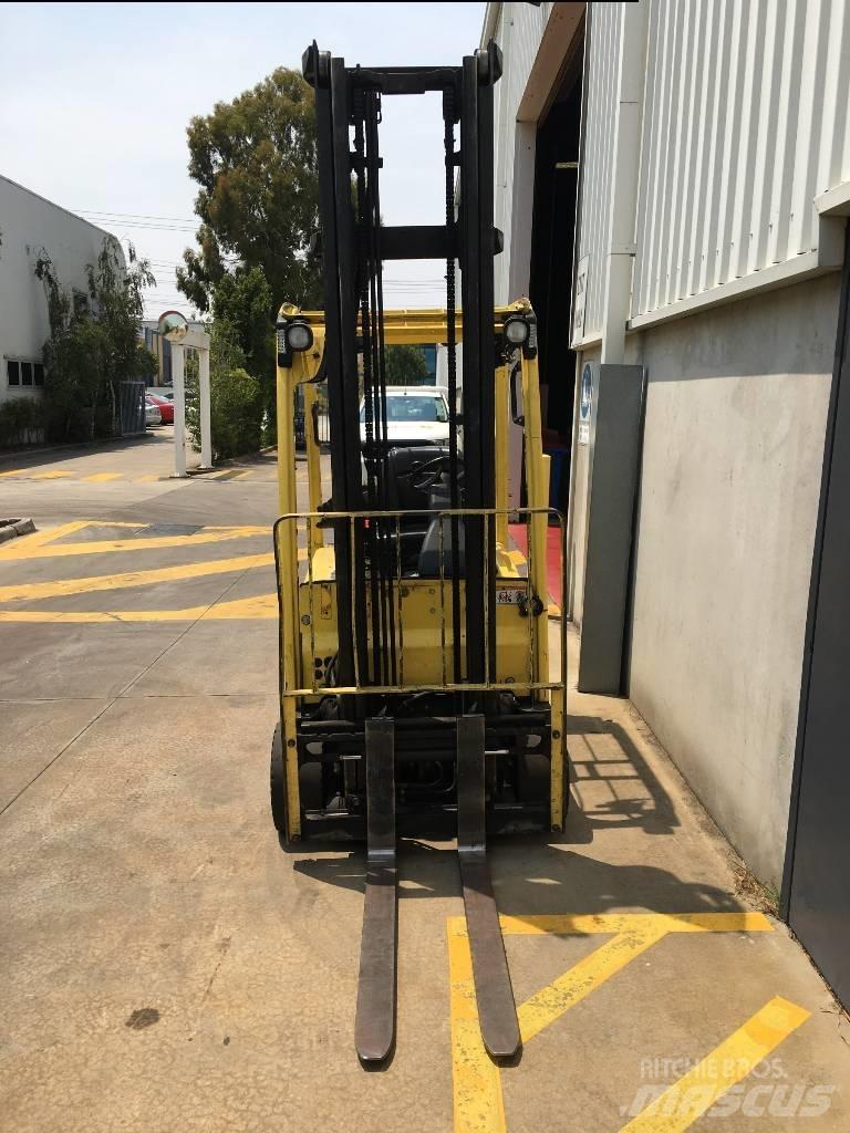 Hyster J1.8XNT Electric Forklifts