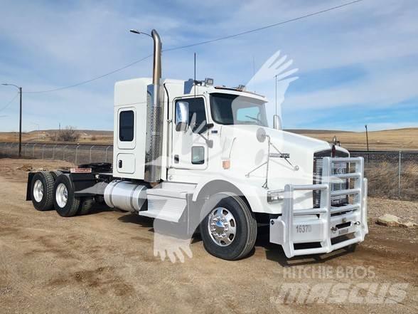 Kenworth T800 Conventional Trucks / Tractor Trucks