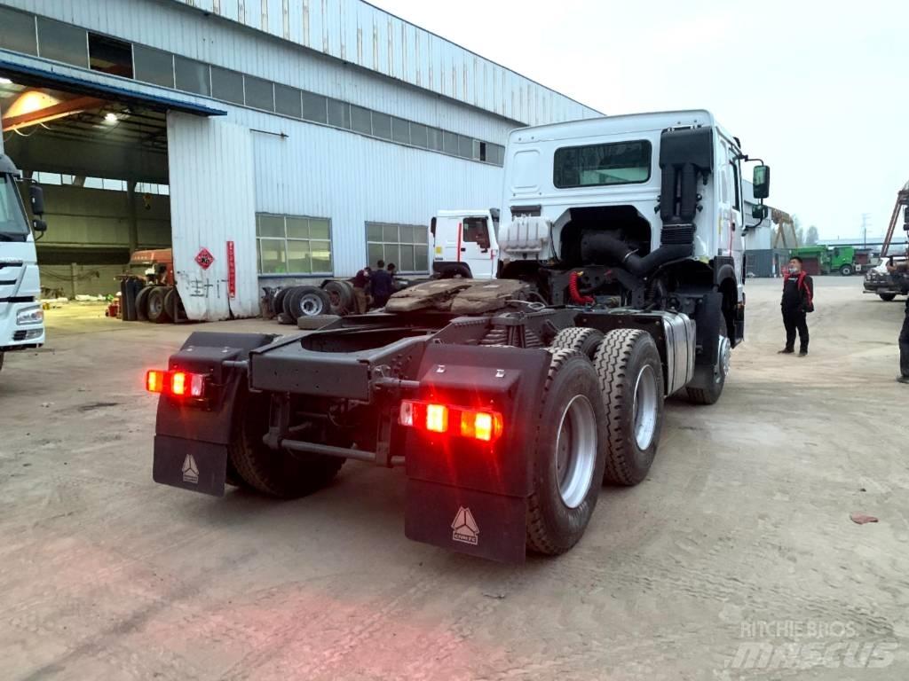Howo 420 6x4 Conventional Trucks / Tractor Trucks