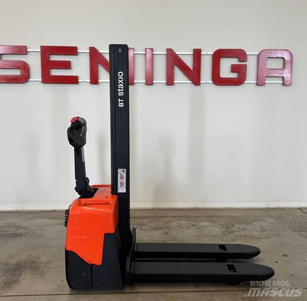 Toyota 10916 - HWE 100 Electric Forklifts