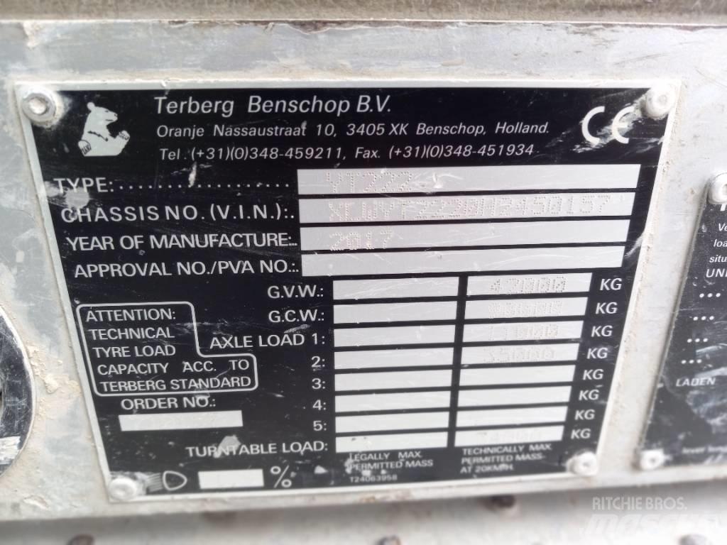 Terberg YT222 Shunt Trucks