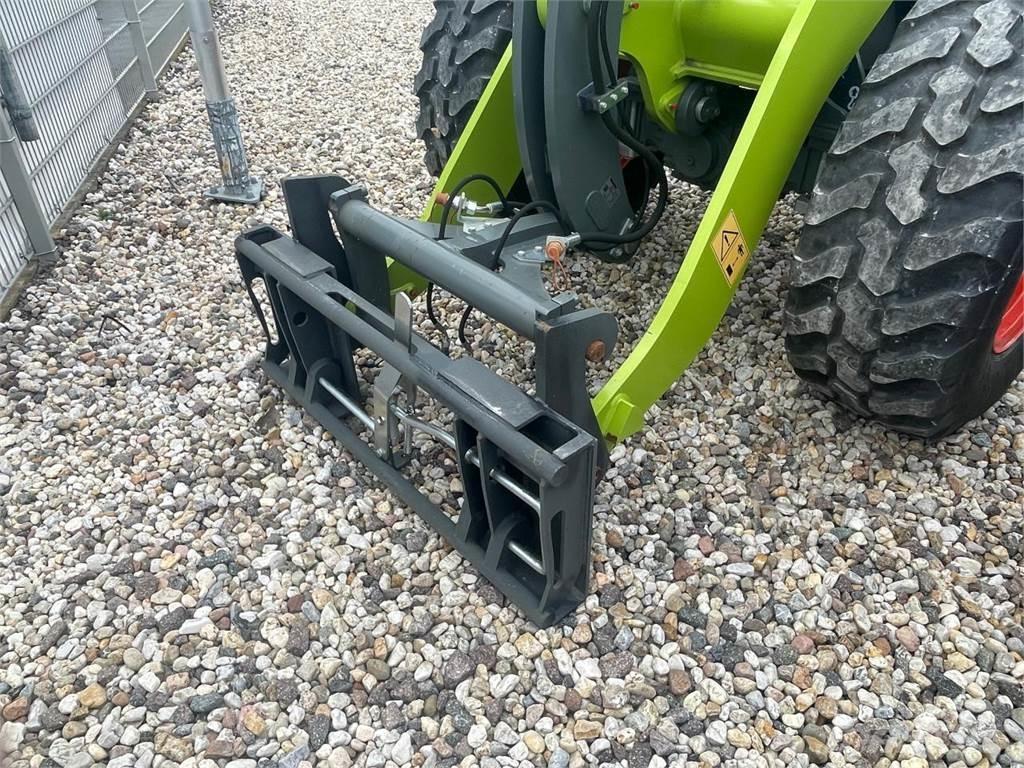 CLAAS Torion 535 Wheel Loaders