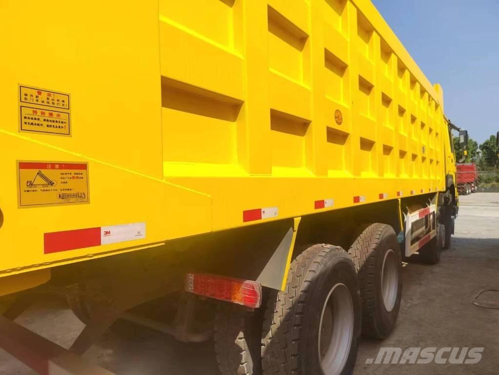 Howo 371 8x4 Dump Trucks