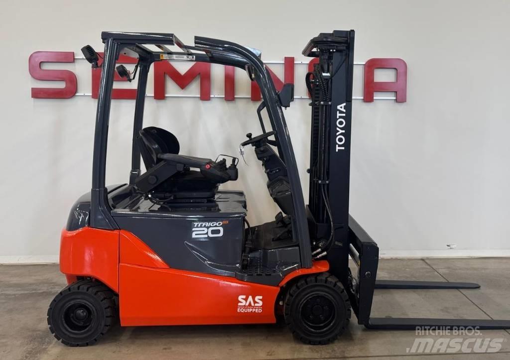 Toyota 10898 8FBM20T Electric Forklifts