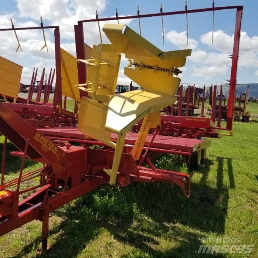 New Holland 1037 Other Forage Equipment