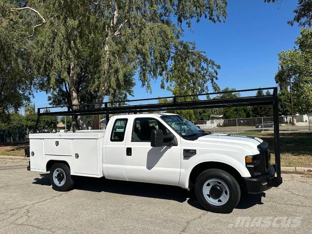 Ford F 250 SD Pickup Trucks