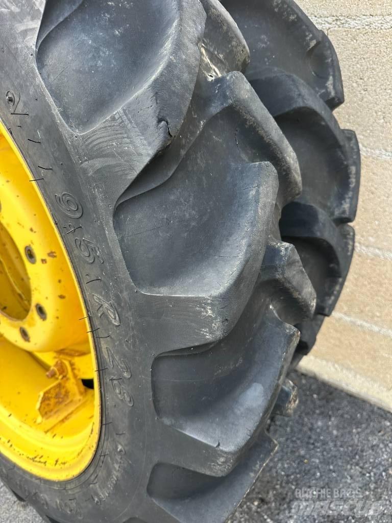 Alliance 230/95R28 Tires, wheels and rims