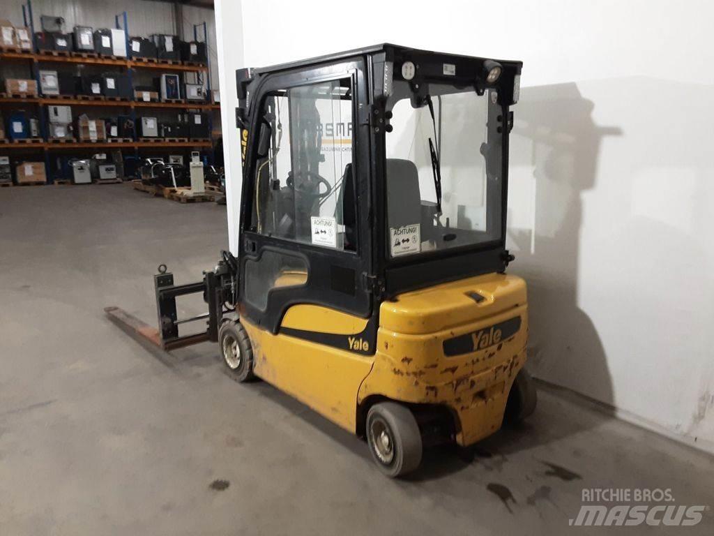 Yale ERP20VF Electric Forklifts