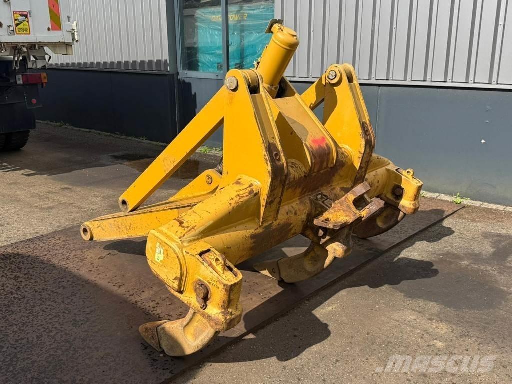 CAT D6R Ripper Other