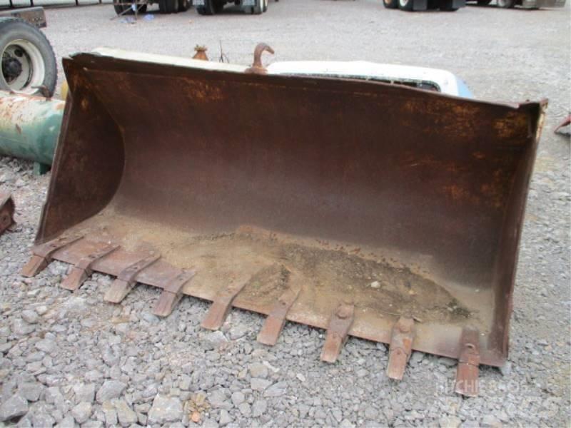 CAT loader Buckets