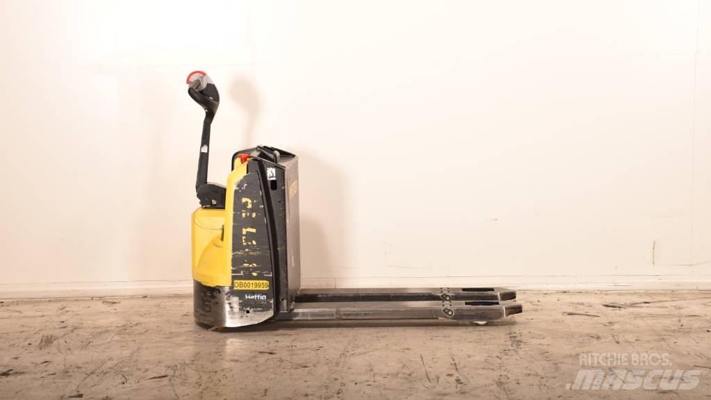 Hyster P1.6 Low lifter