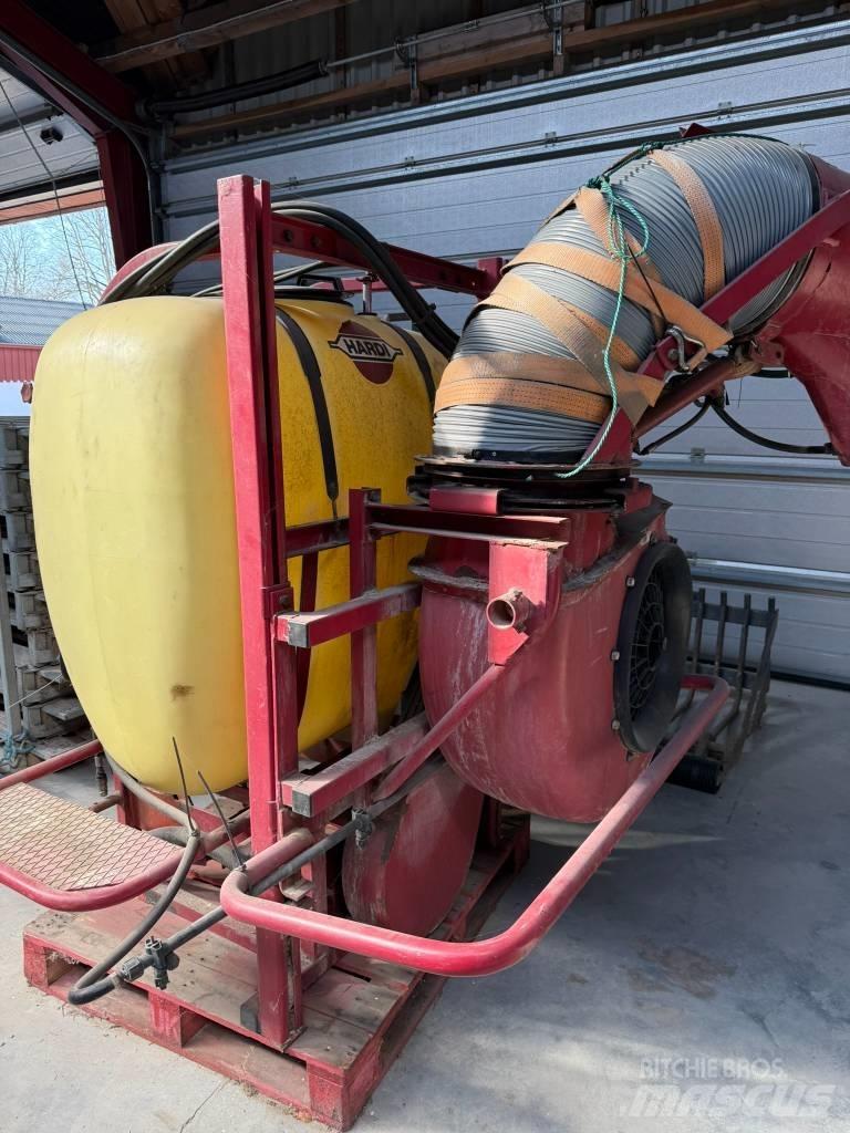 Hardi 600 SVCO Mounted sprayers