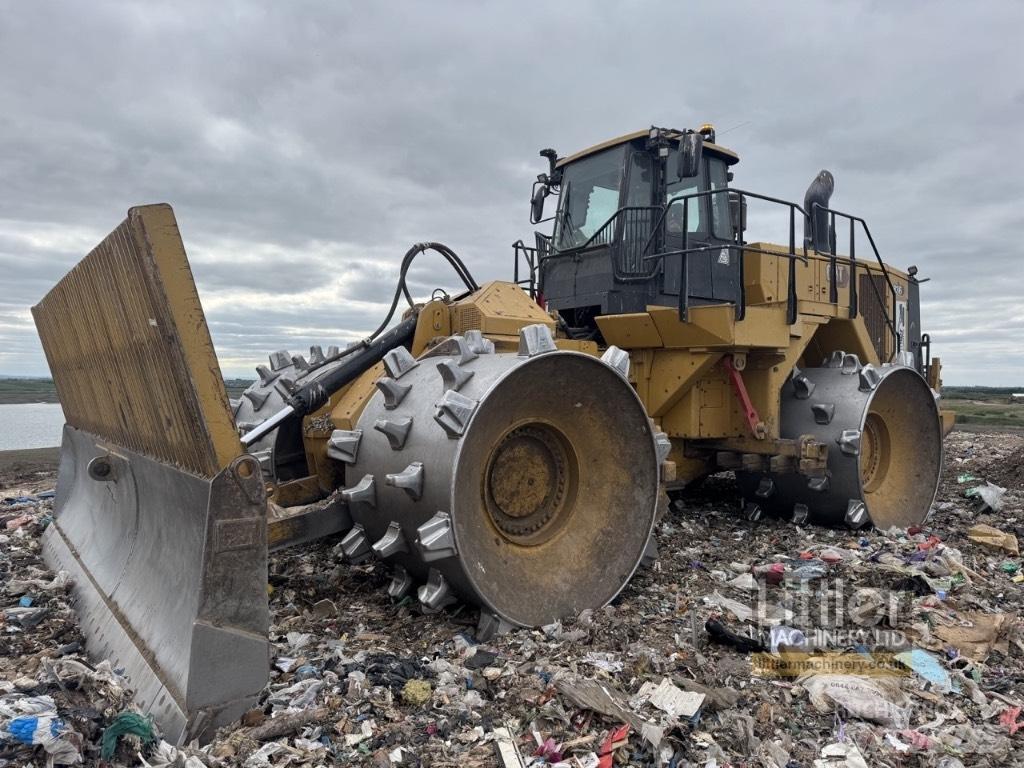 CAT 836 Landfill compactors