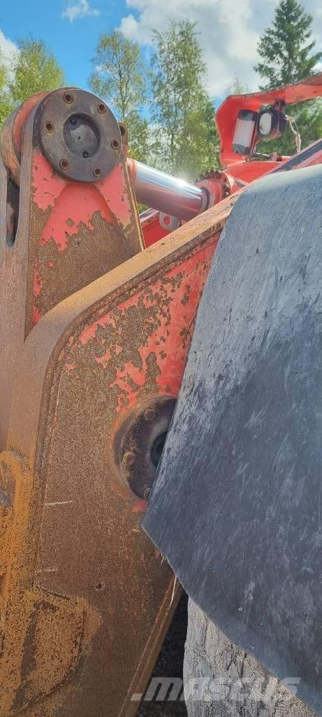 Sandvik LH 410 Mining Loaders