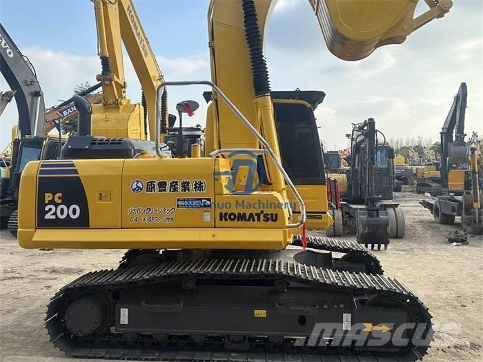 Komatsu PC200-8MO Crawler Excavators
