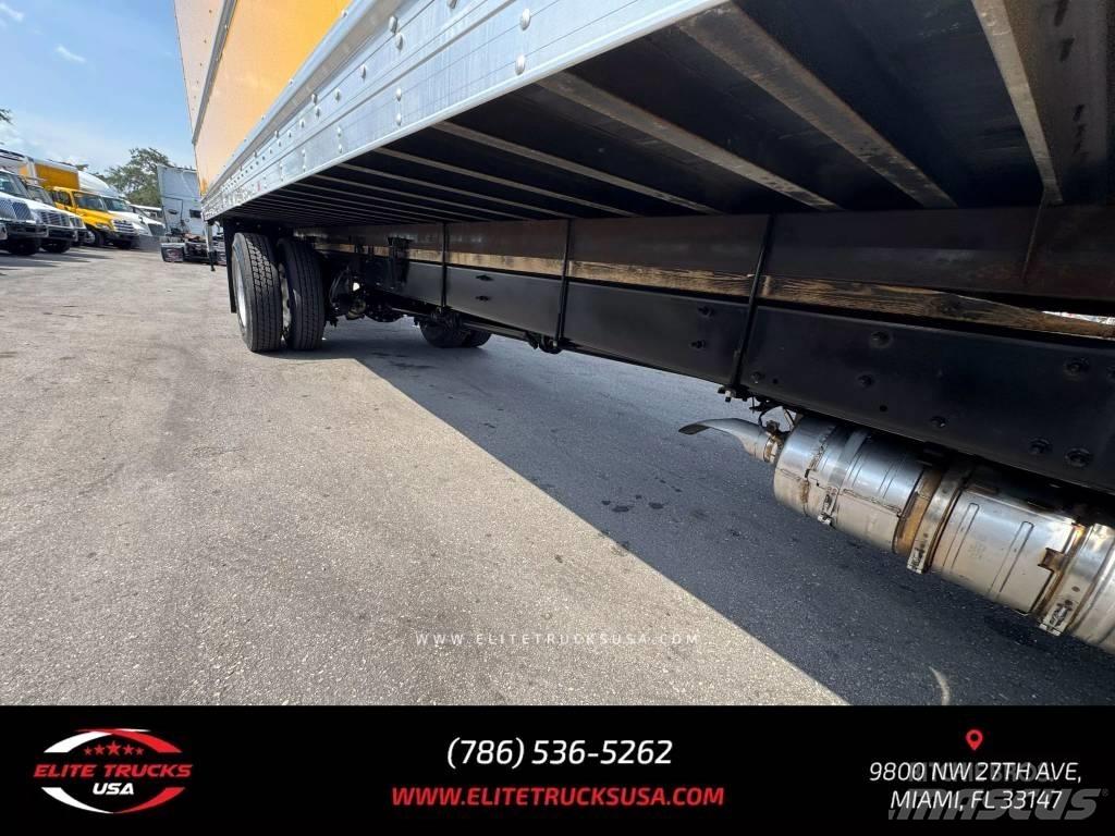 Freightliner M106 Box trucks