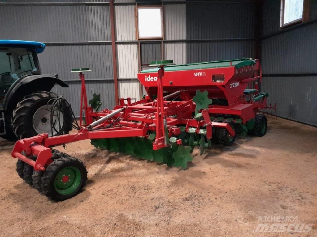 Unia Idea 2200/3 XL Farm Drills