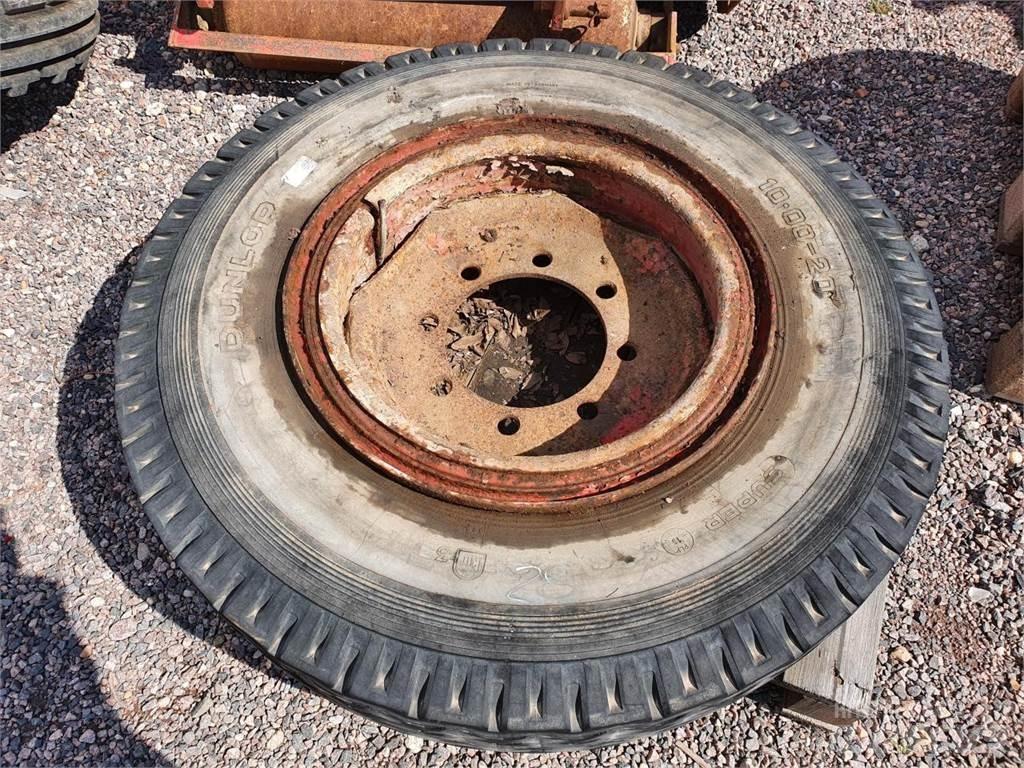 Dunlop 10.00-20 Tires, wheels and rims