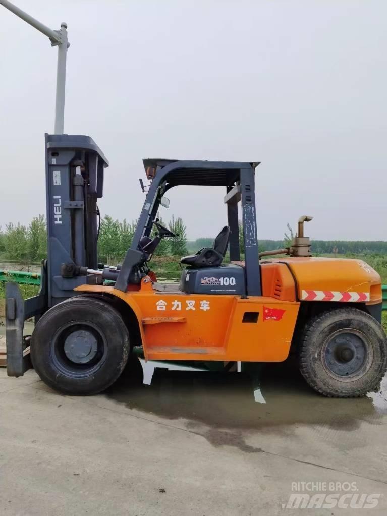 Heli 100 Telescopic Handlers