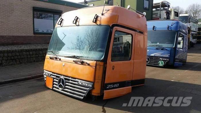 Mercedes-Benz 2540 Transportation - Others